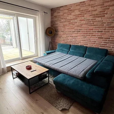 Апартаменты Apartment, 2x Free Garage, 10 Mins To Centre Братислава